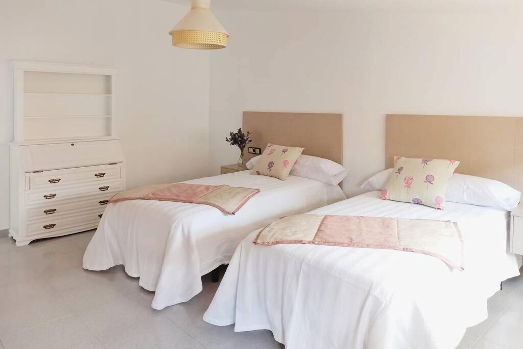 Casa Amplia Frente A La Playa Villa กัมบาโดส ภายนอก รูปภาพ
